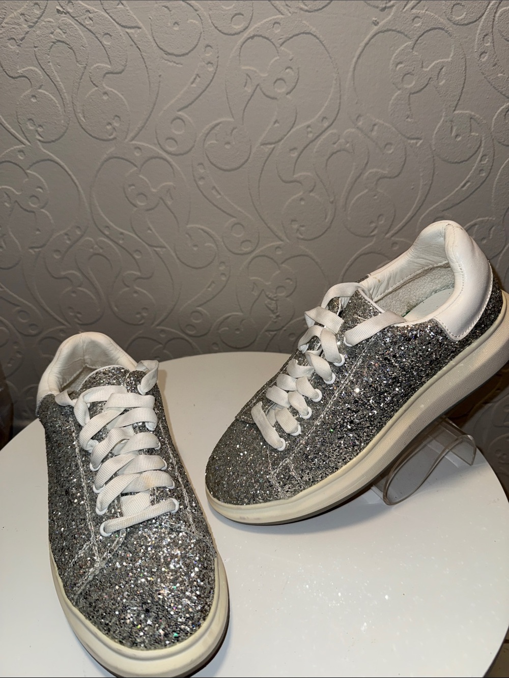 Blondo waterproof Silver Glitter Low-Top Women's Sneakers - White Trim